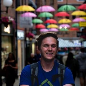 Meet your Posher, Jonathan